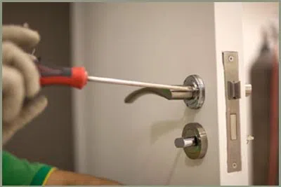 Locksmith Solution Services Bonita Springs, FL 239-324-0008 - 68-44-8